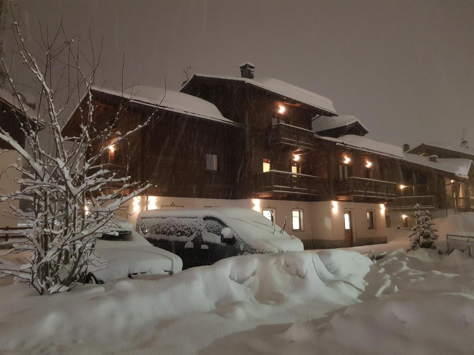 Al Camanel Apartment Livigno Ngoại thất bức ảnh